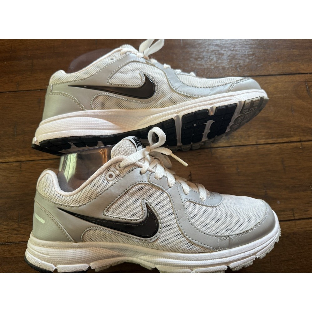 Nike Womens Air Relentless light Gray Running Shoes Sz‎ 7